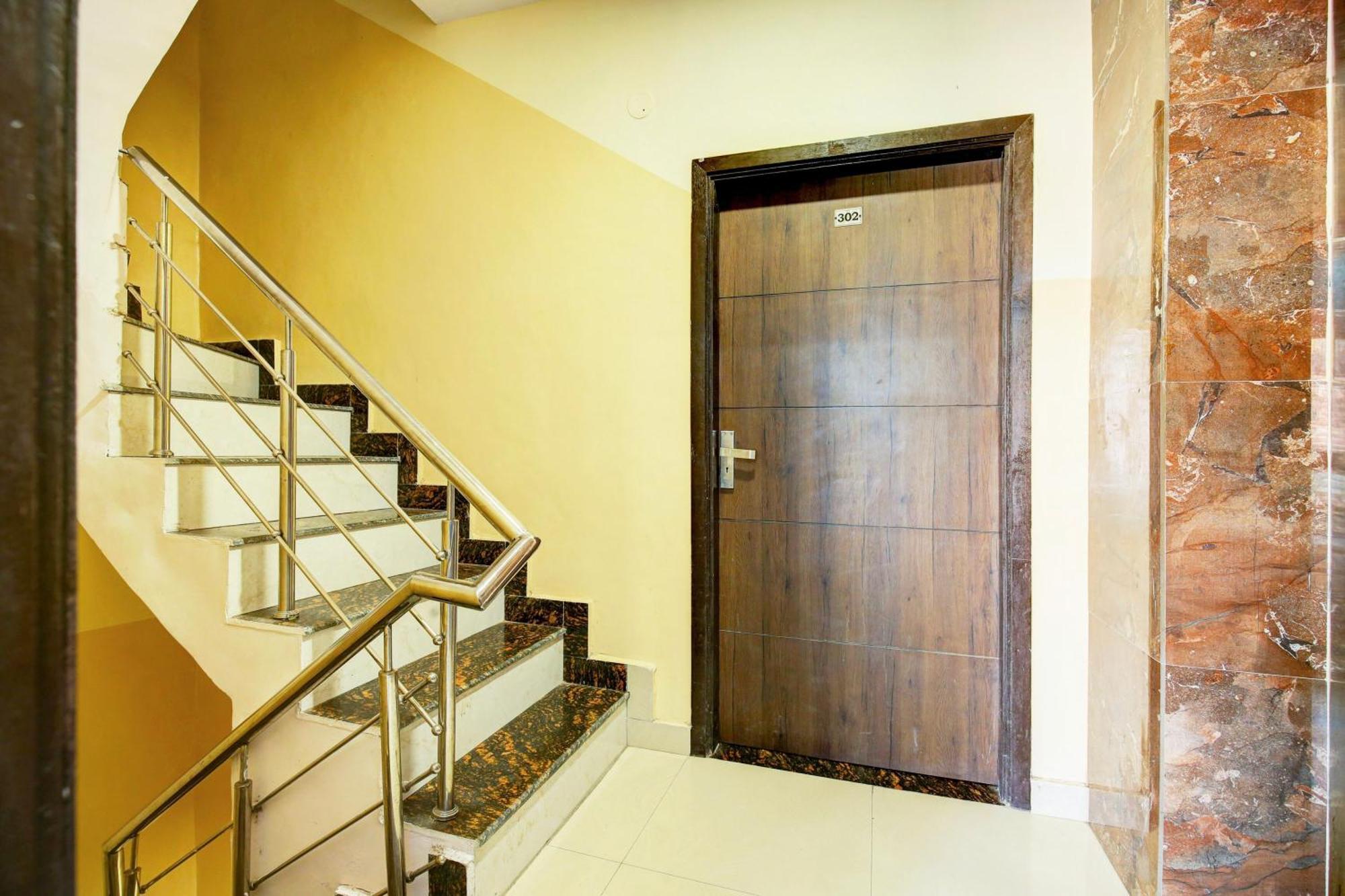 Hotel O Pink Residency Amritsar Bagian luar foto